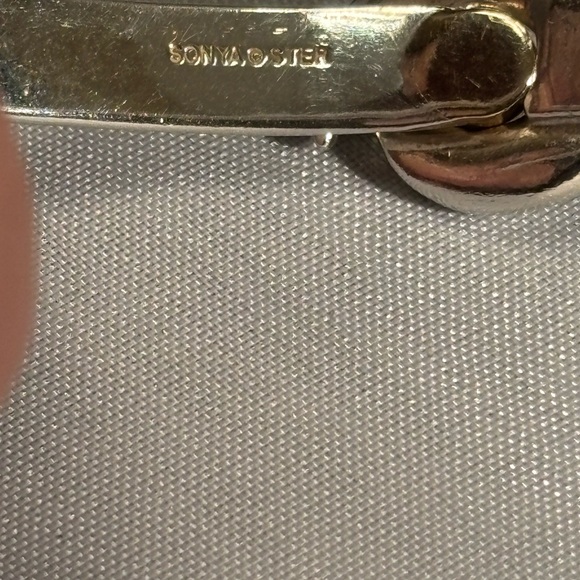 Sonya ltd Sterling & gold Hurricane bracelet - Picture 3 of 6